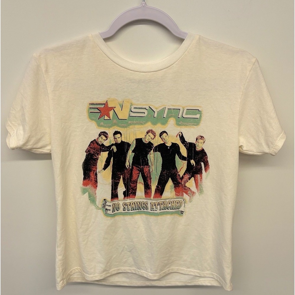 NSYNC Y2K Graphic Tee Women  Cream No Strings Attached Tour 2000 Pop Music